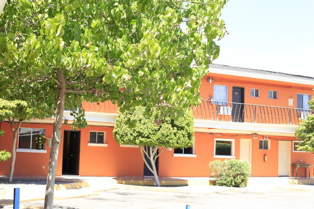 Motel Las Fuentes Mexicali Eksteriør bilde
